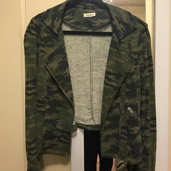 Urban Outfitters Womens Green Camo Biker Jacket - Picture 6 of 6